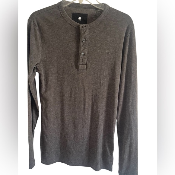 G-Star Other - G-Star
G Star Raw Shirt Dark Gray Henley Long Sleeves
Size Small